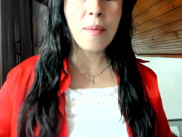 katherine-blair live cam preview