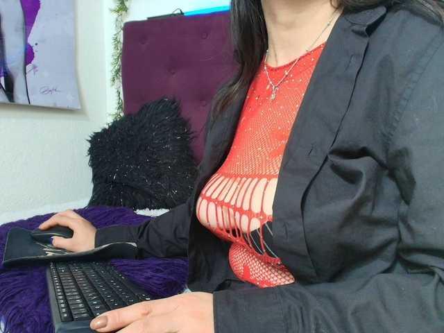 katherine-blair live webcam show