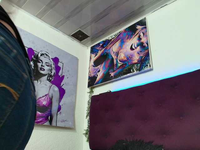 katherine-blair live webcam show