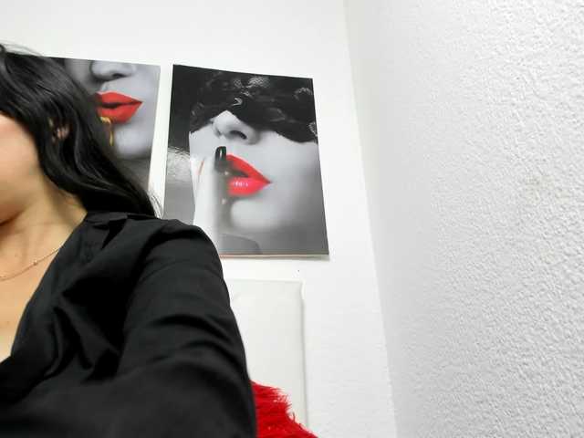 katherine-blair live cam on BongaCams
