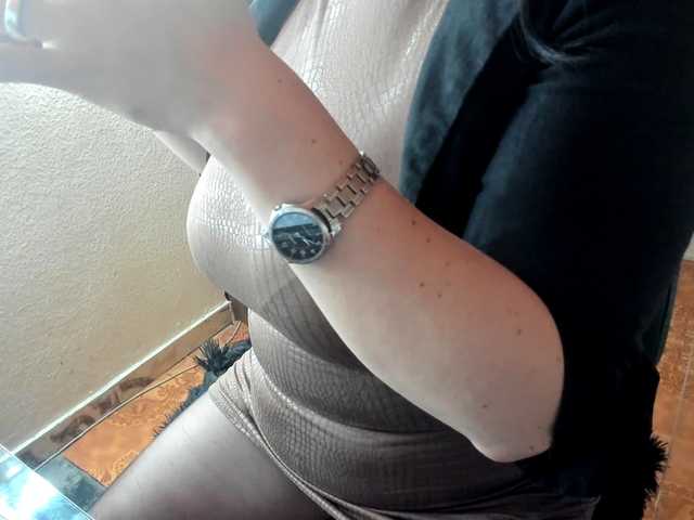 katherine-blair live cam on BongaCams