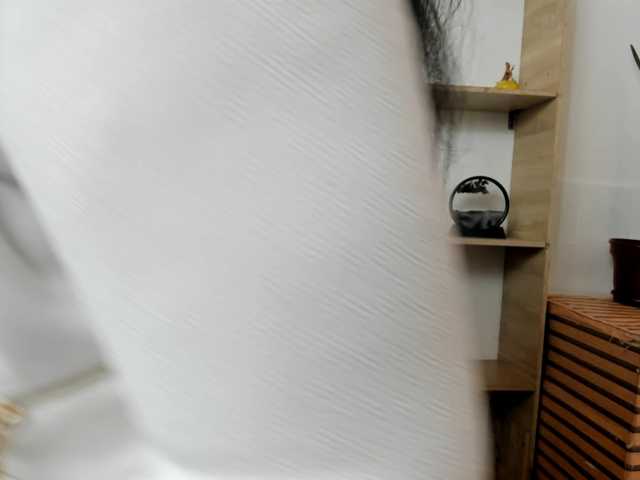 katherine-blair live cam on BongaCams