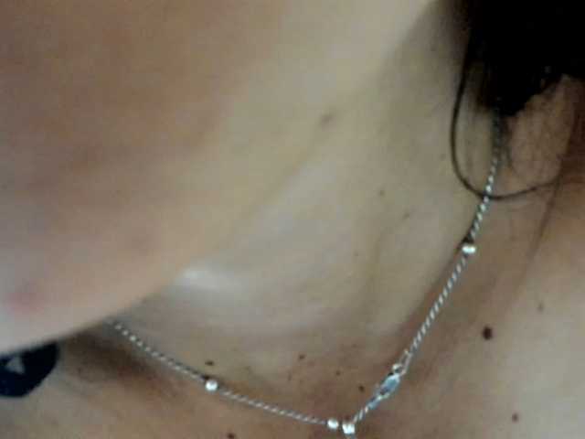 katherine-blair live cam on BongaCams