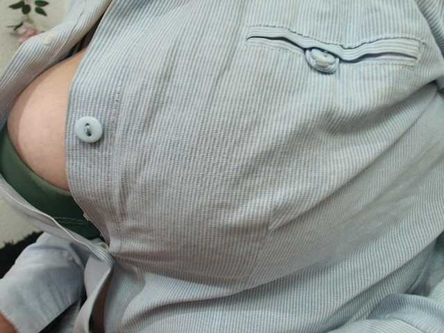 katherine-blair live cam on BongaCams