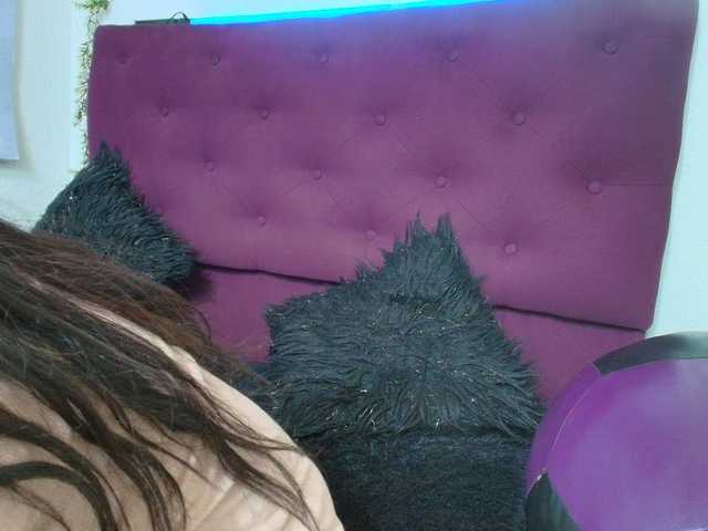 katherine-blair live webcam show