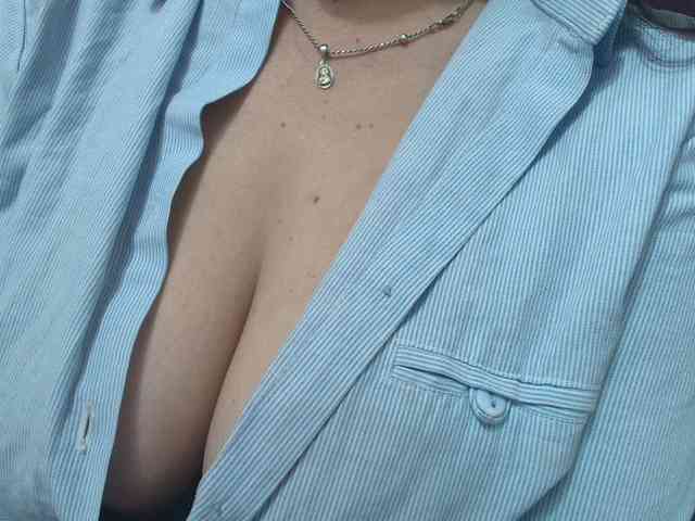 katherine-blair webcam