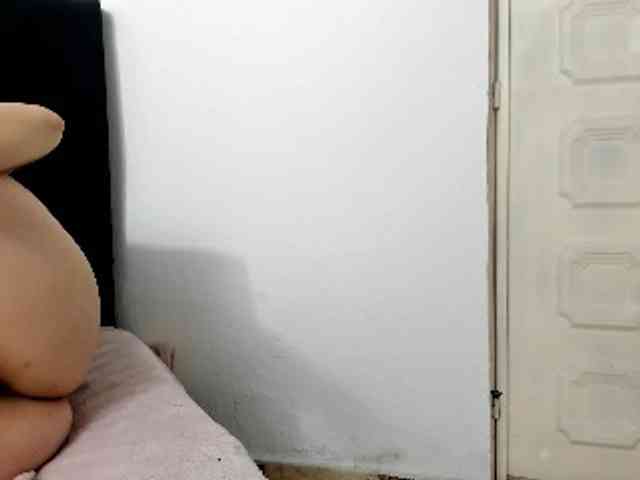 katherine-blair webcam