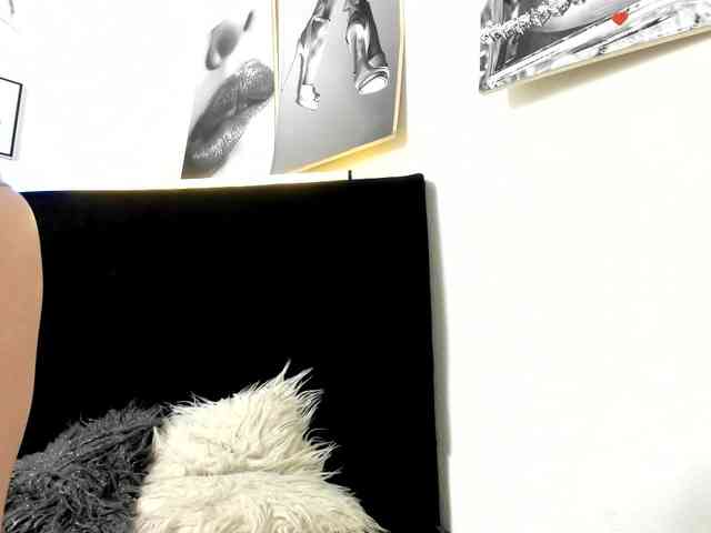 katherine-blair webcam