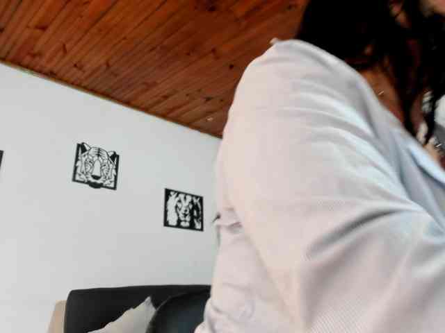 katherine-blair webcam