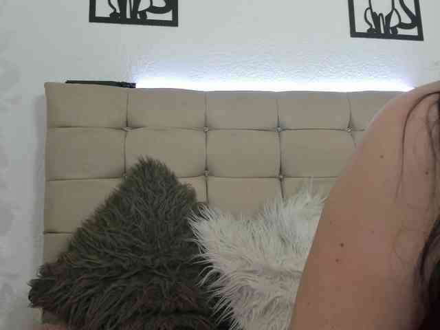 katherine-blair webcam