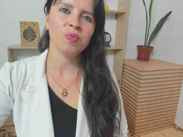 katherine-blair webcam
