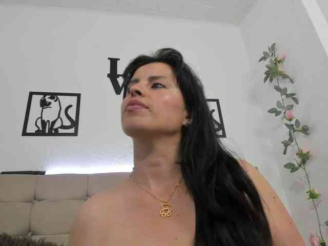 katherine-blair webcam