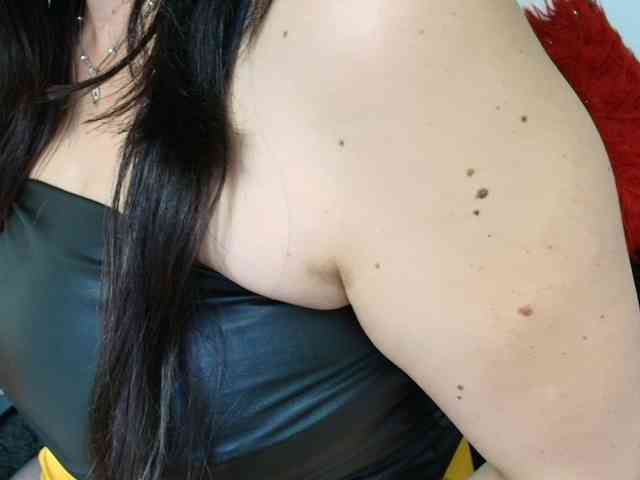 katherine-blair webcam