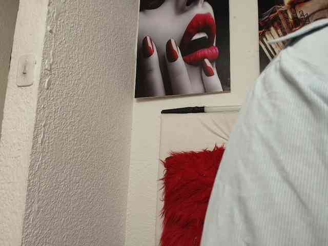 katherine-blair webcam