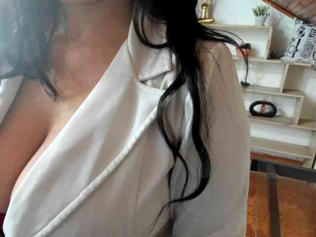 katherine-blair webcam