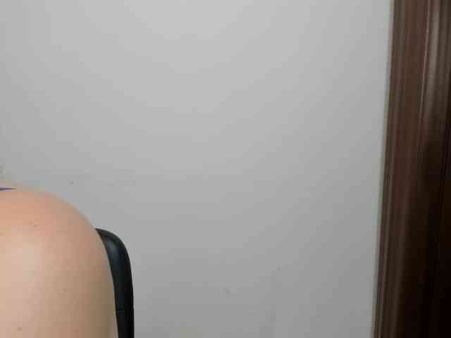 katherine-blair's webcam live show