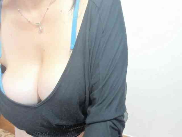 katherine-blair webcam