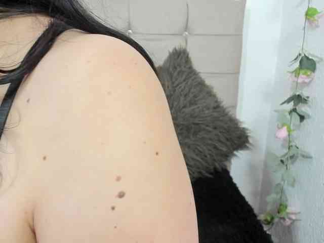 katherine-blair webcam