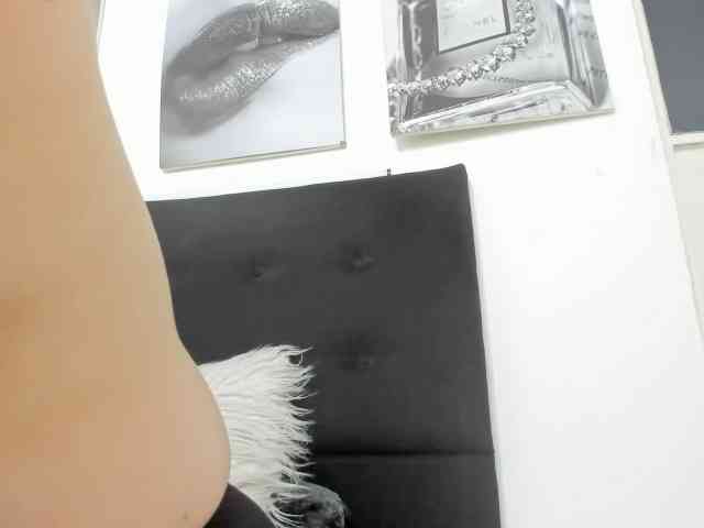 katherine-blair webcam