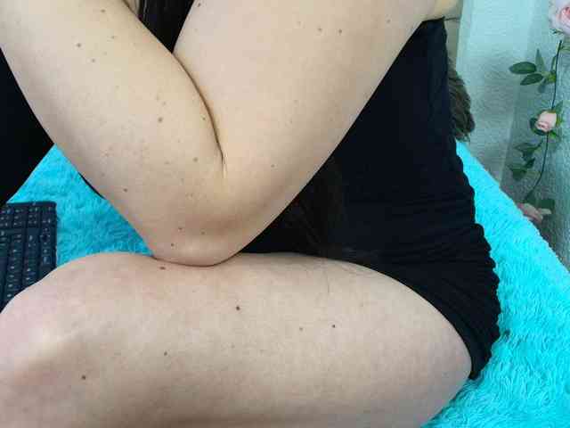 katherine-blair Live Webcam on BongaCams