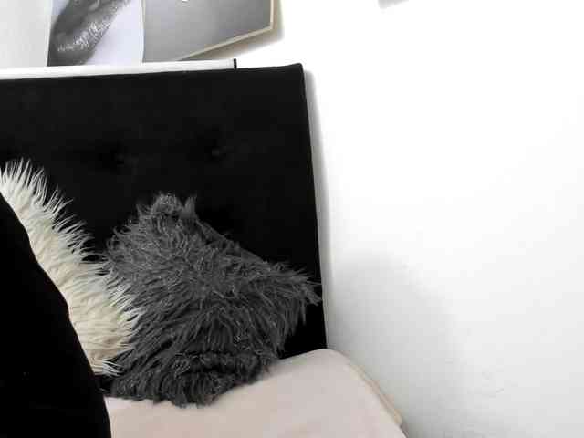 katherine-blair webcam