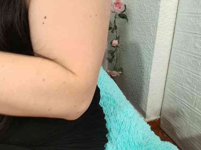 katherine-blair Live Webcam on BongaCams