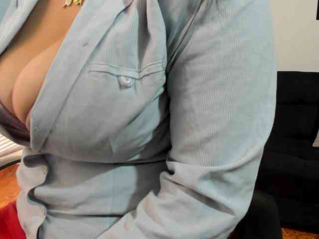 katherine-blair webcam