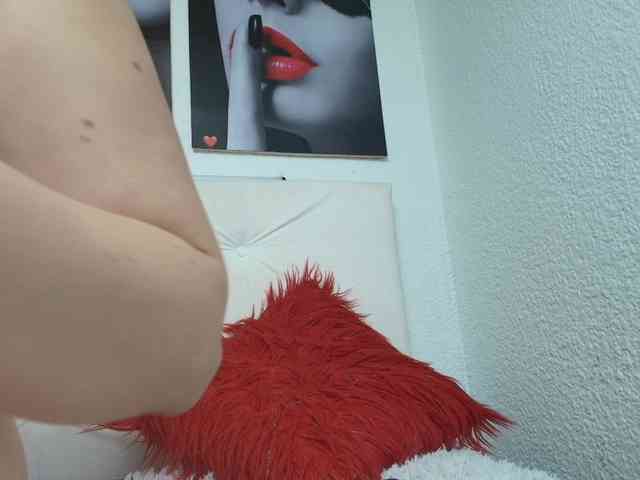 katherine-blair webcam