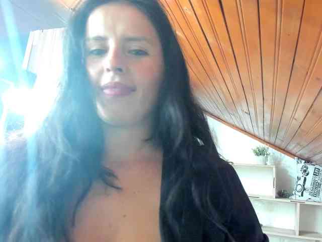 katherine-blair webcam