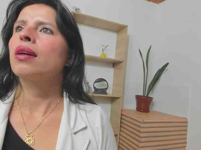 katherine-blair webcam