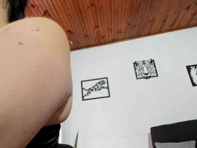 katherine-blair webcam