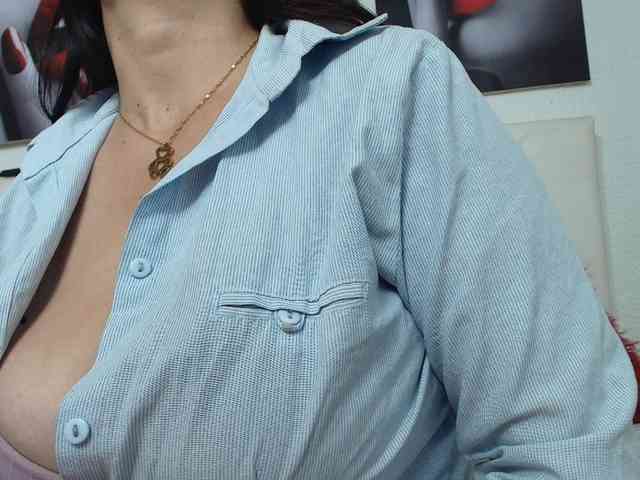 katherine-blair webcam