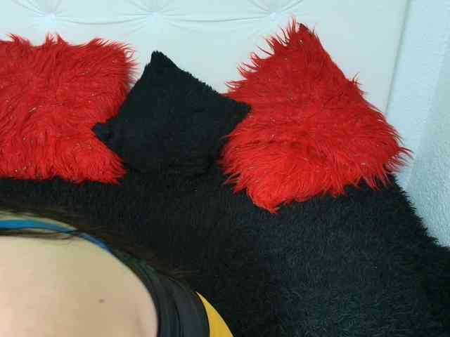 katherine-blair webcam