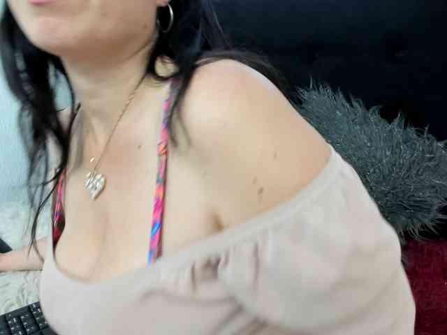 katherine-blair webcam