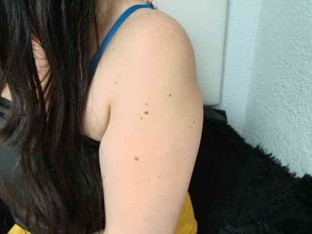 katherine-blair webcam