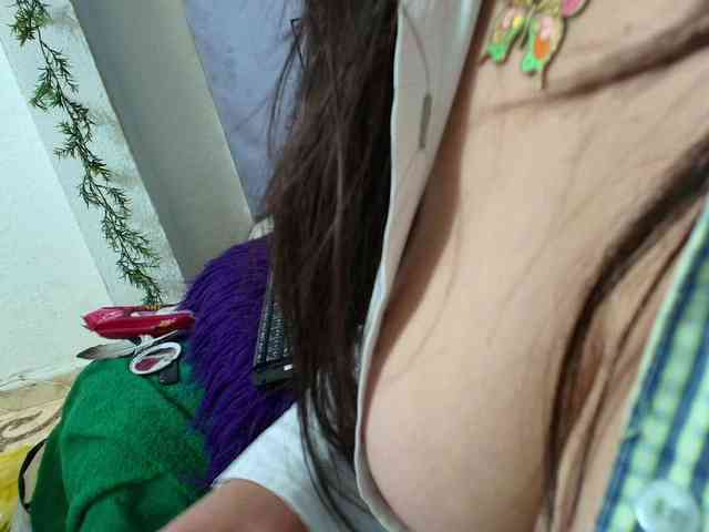 katherine-blair webcam
