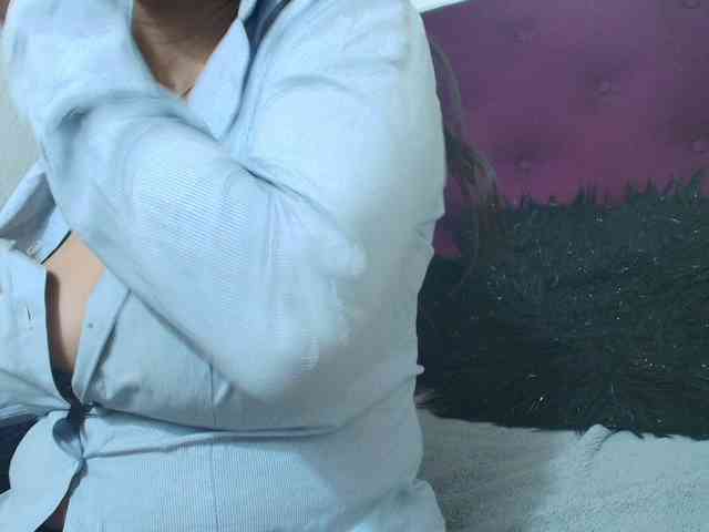 katherine-blair webcam