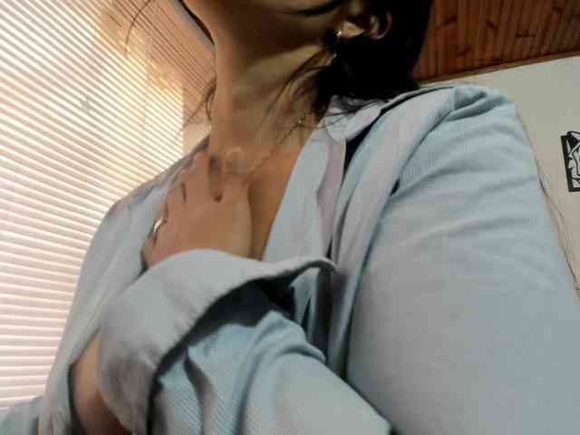 katherine-blair webcam