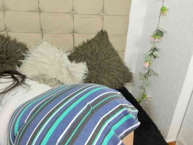 katherine-blair webcam