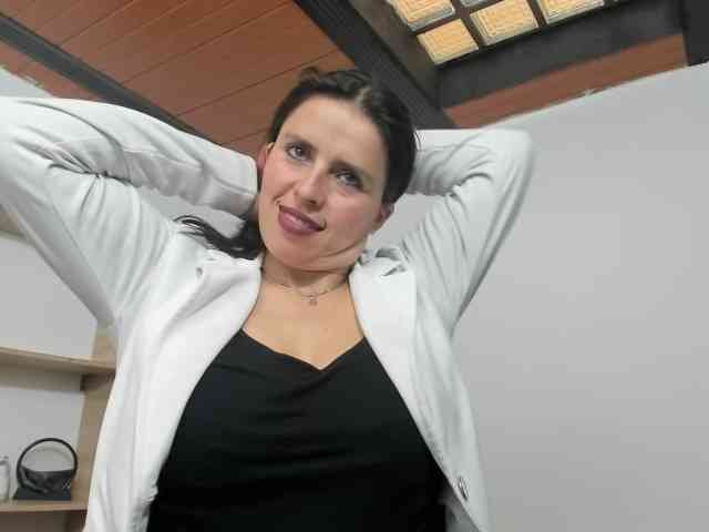 katherine-blair webcam