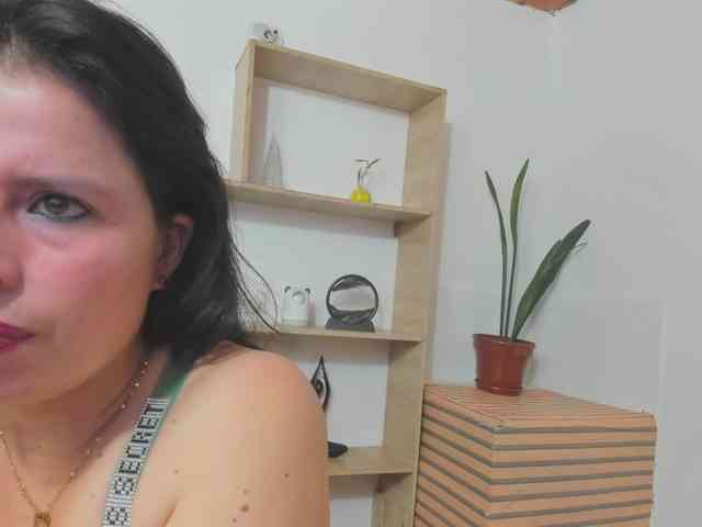 katherine-blair webcam