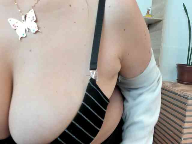 katherine-blair webcam