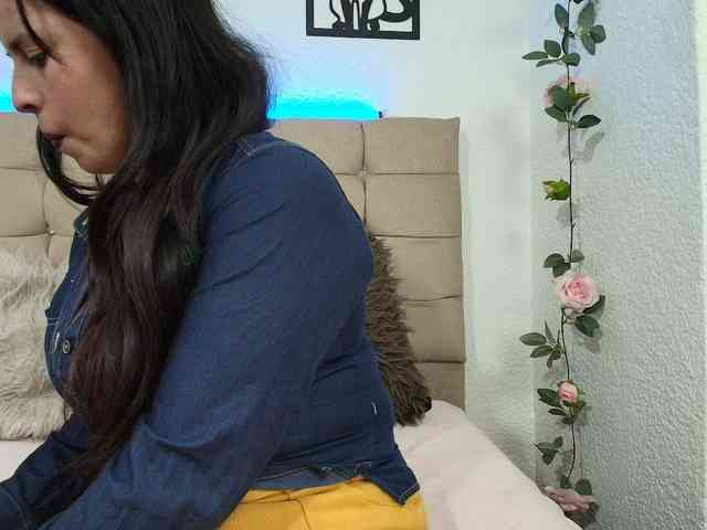 katherine-blair webcam