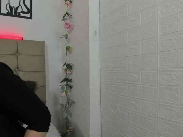 katherine-blair webcam