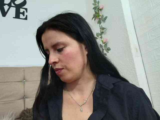 katherine-blair webcam