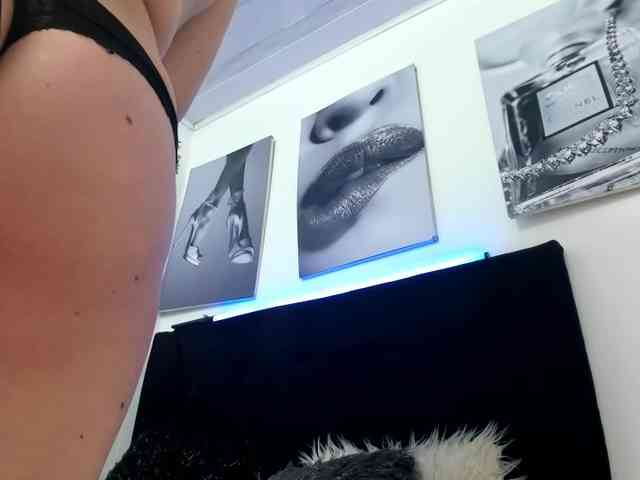 katherine-blair webcam