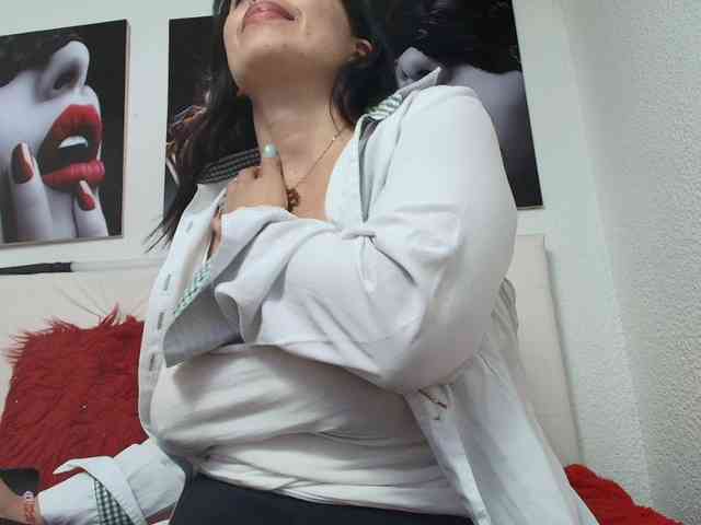katherine-blair webcam