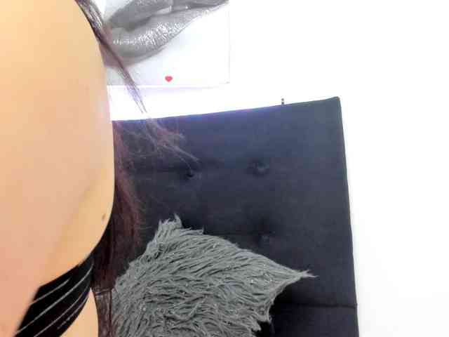 katherine-blair webcam