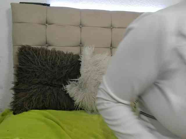 katherine-blair webcam