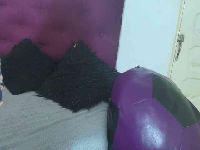 katherine-blair webcam